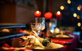 Гастроэнтеролог Логинов рассказал, какие продукты на новогоднем столе могут испортить праздник