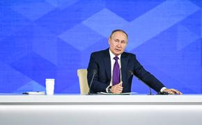 Политолог Юхин увидел в речи Путина сигналы Западу, Украине и российскому народу 