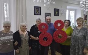 Челябинской области подарили 88 роз в честь 88-летия