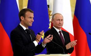 Путин и Макрон обсудили по телефону ситуацию вокруг Украины