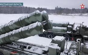 В Ленинградской области прошли учения расчетов С-400 «Триумф»