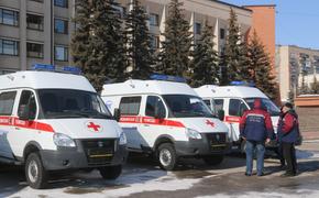 Больницам Челябинской области передали новые автомобили скорой помощи