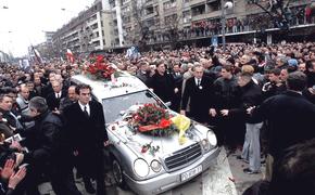 Как сербы относятся к Слободану Милошевичу, и почему его хоронили как героя