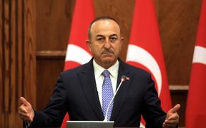 Мевлют Чавушоглу: Турция прилагает усилия для организации встречи Путина и Зеленского