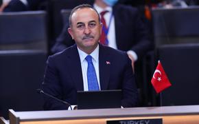 Глава турецкого МИД Чавушоглу заявил, что Анкара закрыла небо для российских самолетов, направляющихся в Сирию