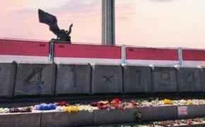 Депутат Сейма Латвии Юлия Степаненко: Те, кто принимает решения о сносе памятника Освободителям Риги, понимают, что делают больно