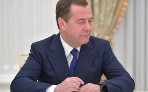 Медведев: санкции Запада направлены против народа РФ, в их основе — «ненависть к России и русским»