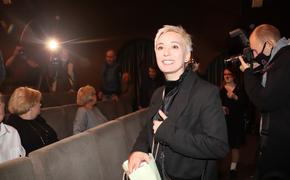 Журналист Шахназаров считает, что латвийские актеры скоро «съедят» Чулпан Хаматову из зависти к ее гонорарам