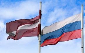 Латвийский публицист Бен Латковскис: Юрист Елена Лукьянова недовольна тем, как Латвия поддерживает русских