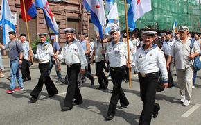 День Военно-морского флота отметили в Иркутске торжественным маршем