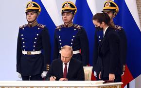 Владимир Путин cообщил королю Бахрейна о готовности возобновить переговоры с властями Украины