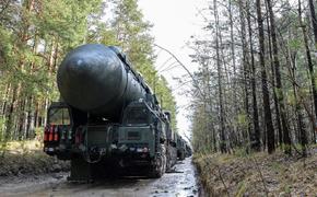 The Times: власти стран Запада готовят список мер по борьбе с паникой населения в случае применения РФ ядерного оружия на Украине