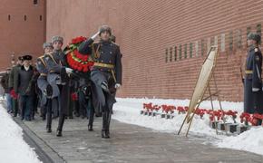 В Москве почтили память Главных Маршалов артиллерии