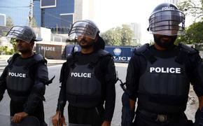 Geo: в Пакистане при атаке террориста-смертника погибли полицейский и подросток