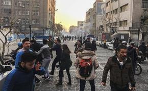 Протесты в Иране становятся всё более ожесточёнными