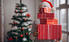 Челябинцы потратят на новогодние подарки столько же, сколько в прошлом году