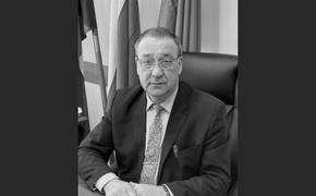 Глава поселка Ванино Андрей Семенов умер после совещания