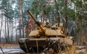 Военный эксперт Бартош: страны Запада отказываются от поставок тяжелых танков Украине в связи с непрочными мостами страны 