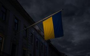 Издание Politico выразило мнение, что европейские кредиты способны привести Украину к экономической катастрофе