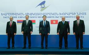 В обращении к главам стран-членов ЕАЭС Путин призвал оценить стратегические направления развития до 2025 года