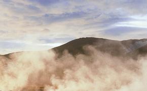 Власти повысили уровень тревоги вокруг вулкана Ласкар на севере Чили