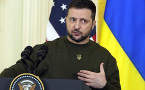 Аналитик Сергей Марков: США унижают президента Украины Зеленского, организуя обыски у его политического отца Коломойского