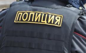 В Москве вооруженный мужчина взял в заложники людей в цветочном магазине