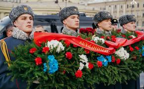 В Петербурге прошли памятные мероприятия в День защитника Отечества