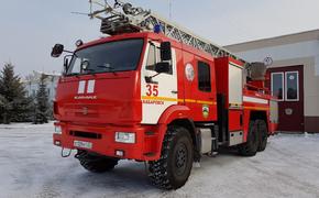 Пожарные в Хабаровске спасли пенсионерку из горящего дома