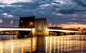 «Мостотрест» опубликовал расписание техразводок мостов с Петербурге на ближайшие дни
