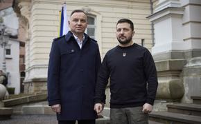 Star gazete: Польша рассчитывает забрать себе часть территорий Украины, если власти в Киеве утратят контроль над страной