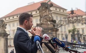 Премьер Словакии Эдуард Хегер в воскресенье объявил об отставке