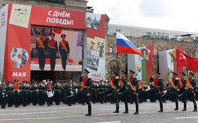 Политолог Марков: Парад Победы на Красной Площади в этом году пройдет очень скромно, потому что сейчас не время праздновать