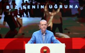 РИА Новости: свежие соцопросы предрекли победу Эрдогану в первом туре выборов президента Турции