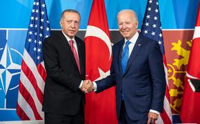 Эрдоган, обвинявший Байдена в планах его свергнуть, подтвердил, что собирается работать с главой США в случае победы на выборах