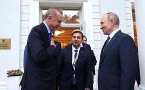 Эрдоган заявил, что зерновую сделку удалось продлить благодаря его «особым отношениям» с Путиным