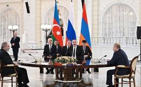 Алиев перед началом трехсторонних переговоров поблагодарил Путина за усилия в нормализации отношений Баку и Еревана