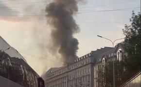 Пожар произошел в элитном доме на Никитском бульваре Москвы, в котором живут Казарновская, Башмет и Дапкунайте