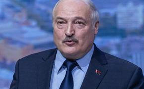 Лукашенко выразил мнение, что всем желающим иметь ядерное оружие следует вступать в Союзное государство