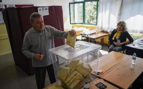 В Турции утром в воскресенье были открыты избирательные участки для голосования во втором туре президентских выборов