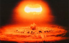 Экс-советница Рейгана Сюзанн Масси назвала угрозу ядерной войны опасностью для всего мира   