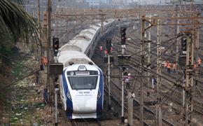Hindustan Times: в Индии столкновение двух поездов привело к гибели около 30 человек