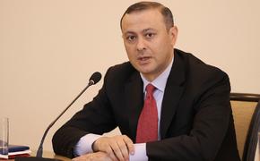 Секретарь Совбеза Армении Григорян заявил, что Ереван нашел альтернативу российскому оружию
