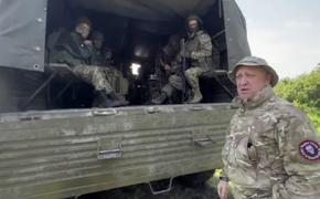 Сейчас бойцы ЧВК «Вагнер» перемещаются к новому месту дислокации, выяснились её силы будучи на Украине
