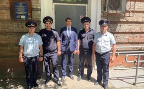 Депутат Гордумы Краснодара вместе с полицейским провёл обход граждан