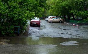 Аварийные службы Челябинска оперативно устранили последствия ливня