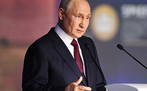 Путин: российские компании занимают ниши иностранных и продолжат это делать