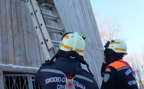 Южноуральские спасатели пришли на помощь роженице, запертой в квартире