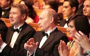 Песков заявил, что не знает о фактах, когда Исинбаева «продавала Родину»