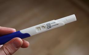 Врач Малышева предлагает мужчинам сдавать тесты на беременность для выявления рака